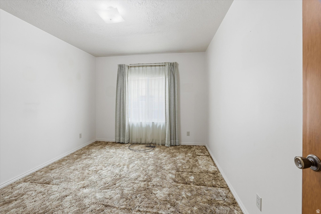 740 BING CT Kaysville, UT 84037