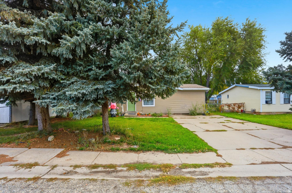 386 N MARLETTE DR Ogden, UT 84404