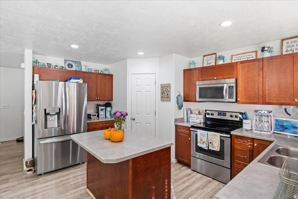 6087 W STILLRIDGE DR West Valley City, UT 84128