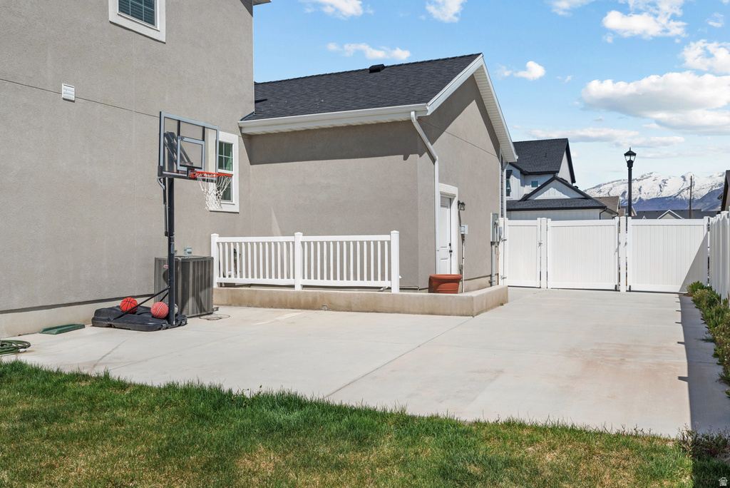 1437 W STABLE ST Lindon, UT 84042