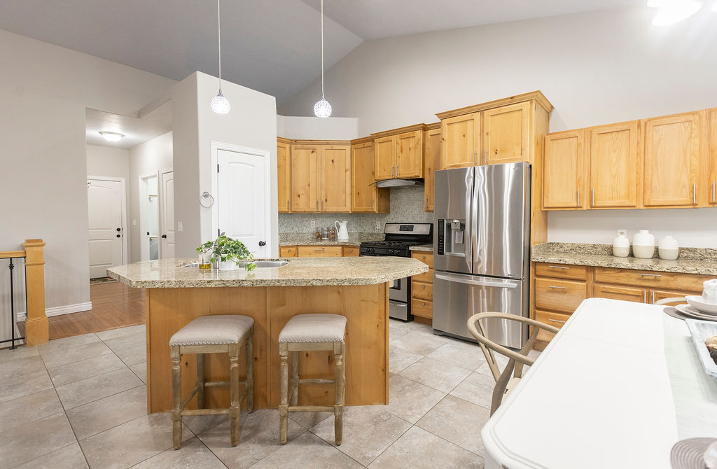 Photo 13 for MLS #2120088 at 1184 W Michaelsen Way