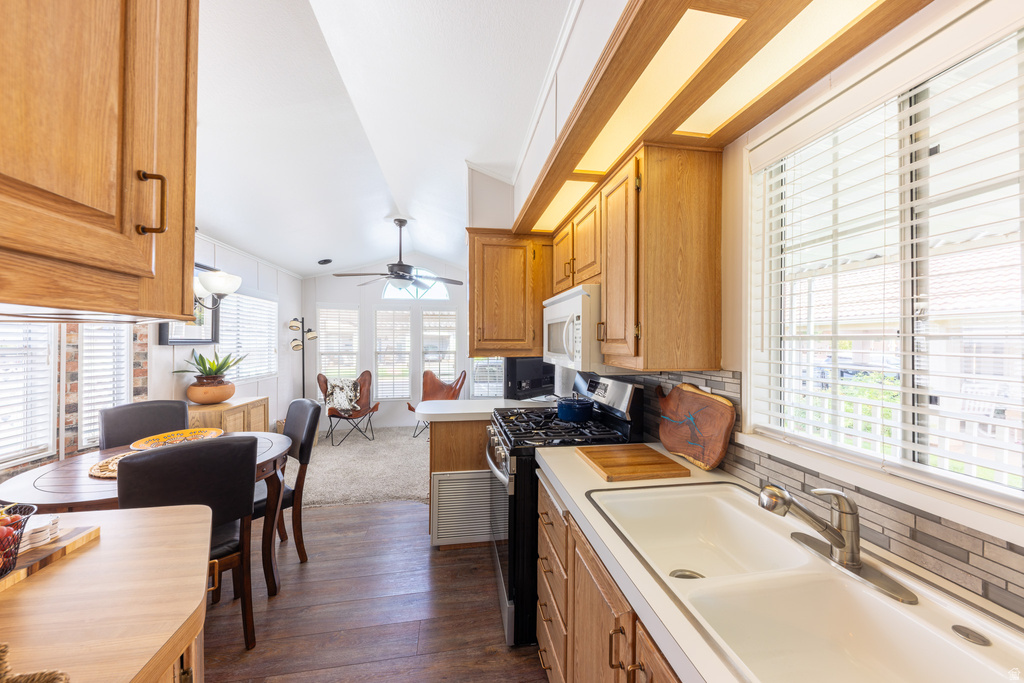 Photo 6 for MLS #2120092 at 2990 E Riverside Dr #117