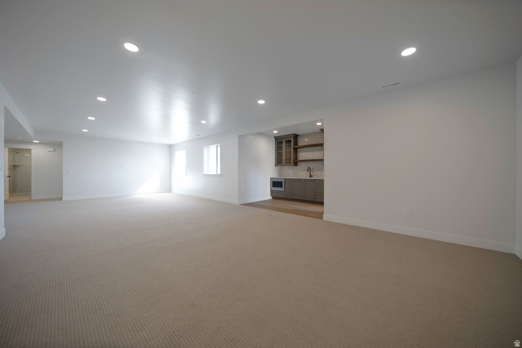 695 W HIDDEN FARM DR Farmington, UT 84025