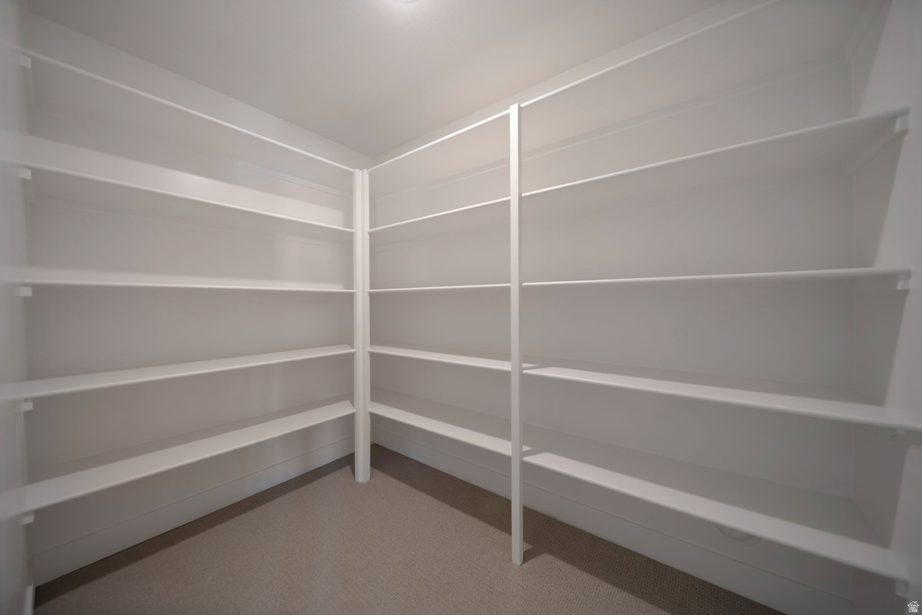 695 W HIDDEN FARM DR Farmington, UT 84025