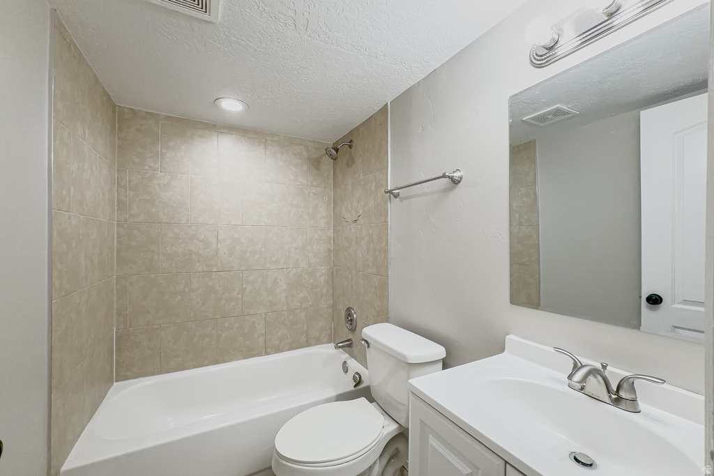 8696 W HELEN DR Magna, UT 84044