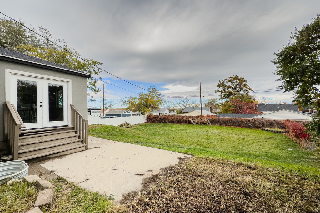 8696 W HELEN DR Magna, UT 84044