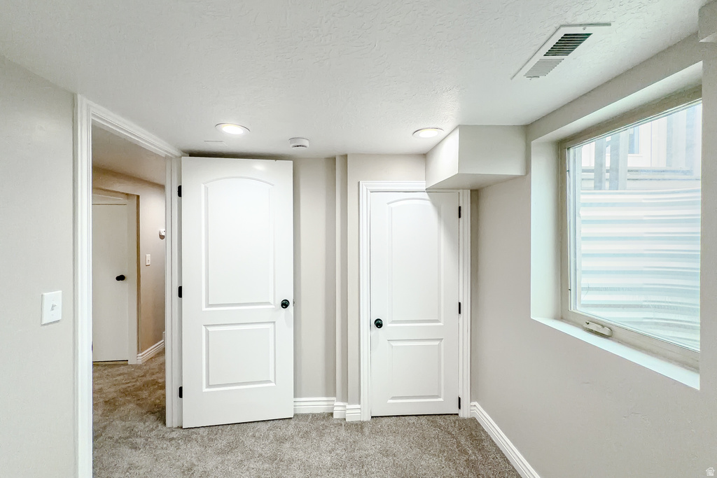 8696 W HELEN DR Magna, UT 84044