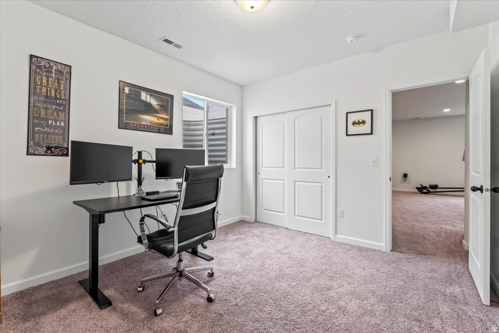 1887 E ROCK HOLLOW RD Lake Point, UT 84074