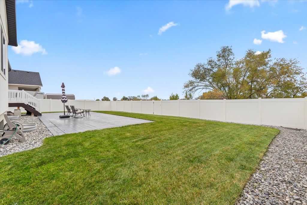 1887 E ROCK HOLLOW RD Lake Point, UT 84074