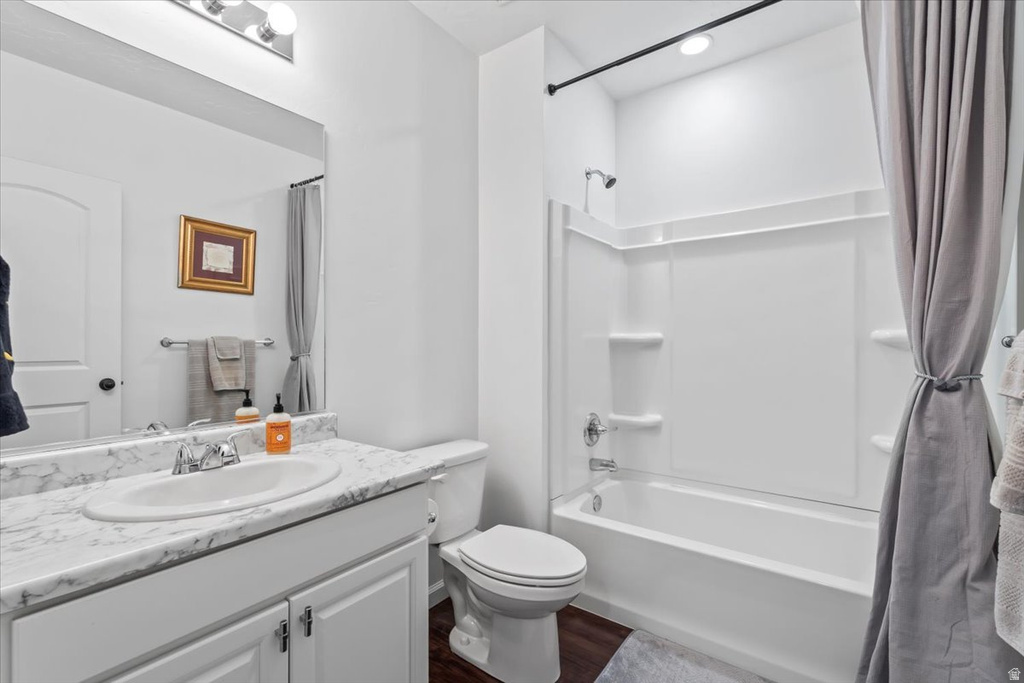 1887 E ROCK HOLLOW RD Lake Point, UT 84074