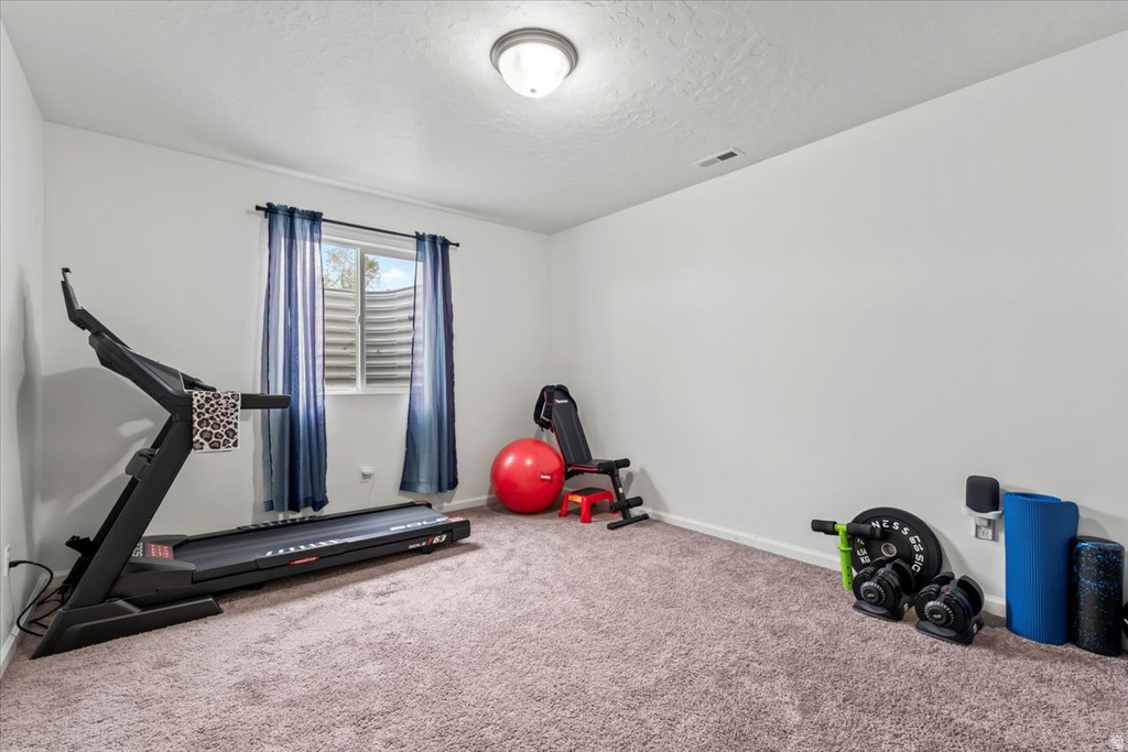 1887 E ROCK HOLLOW RD Lake Point, UT 84074