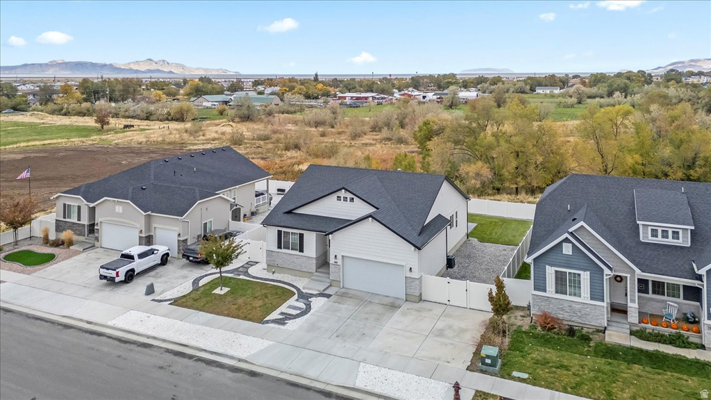 1887 E ROCK HOLLOW RD Lake Point, UT 84074