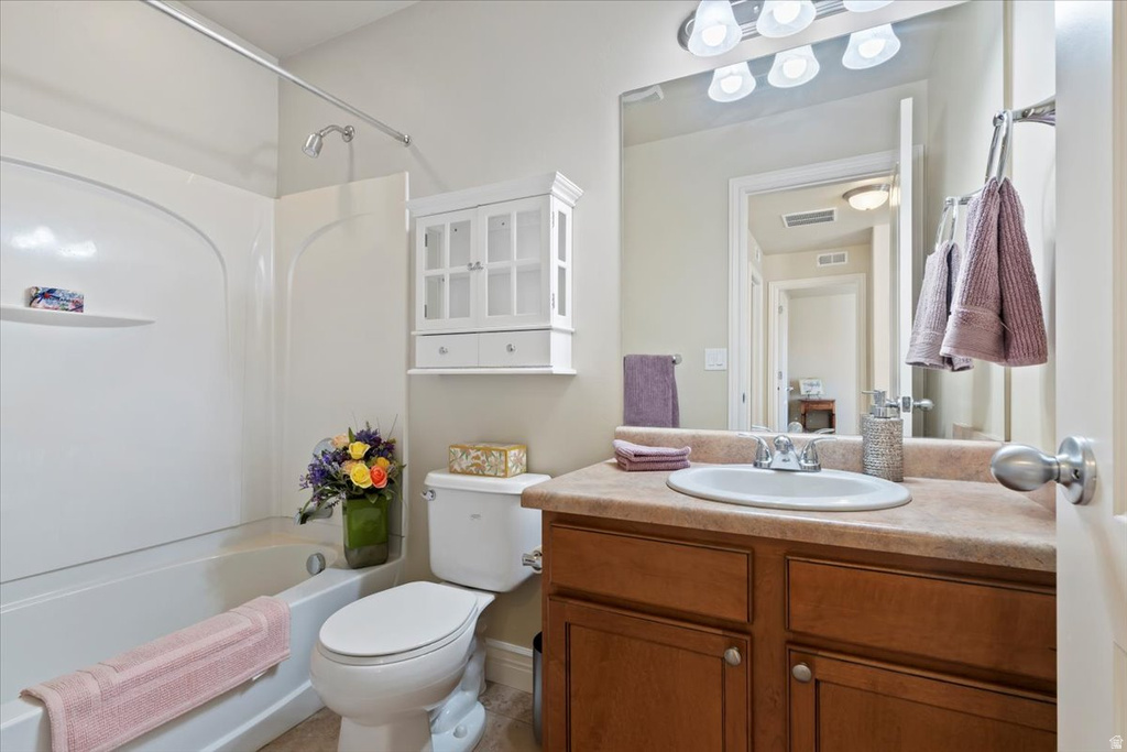 Photo 17 for MLS #2120121 at 4389 W South Jordan Pkwy