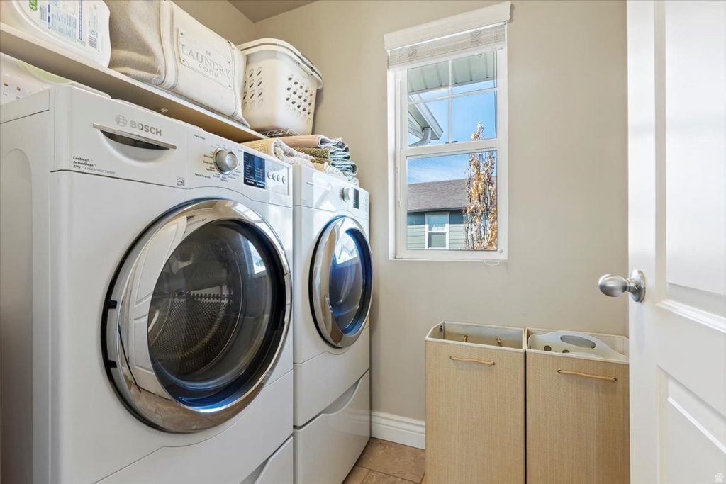 Photo 19 for MLS #2120121 at 4389 W South Jordan Pkwy