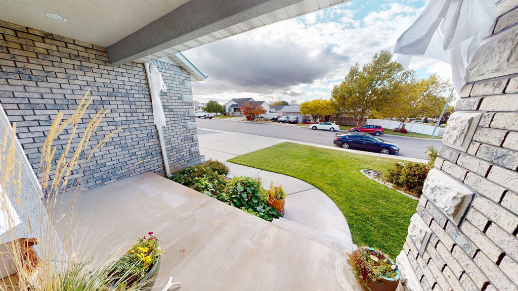 577 S 500 E Santaquin, UT 84655