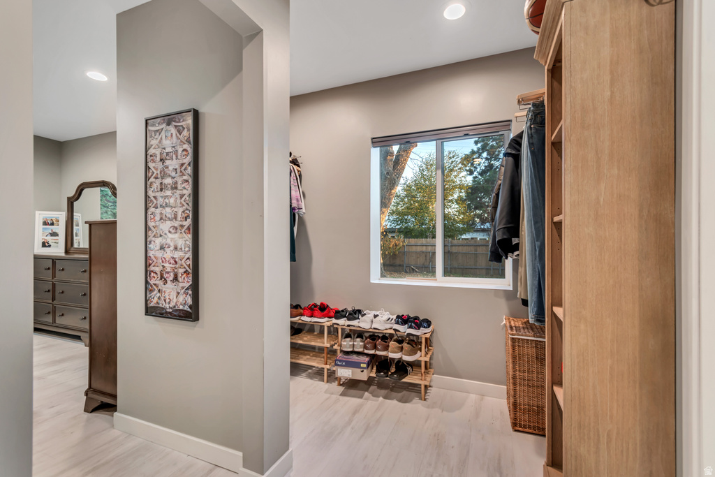 Photo 13 for MLS #2120128 at 1170 E Sierra Way