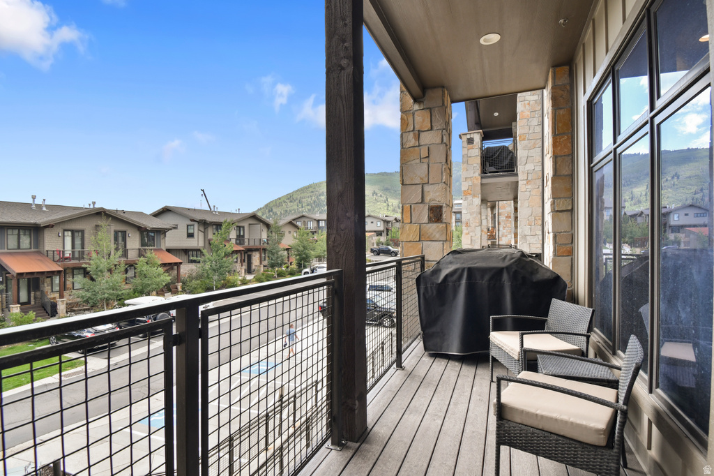 3793 BLACKSTONE DR #2H Park City, UT 84098