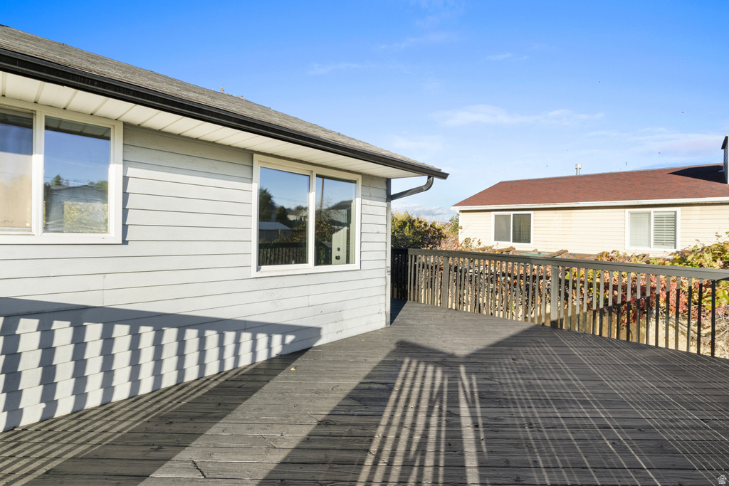 6111 W POWDERWOOD DR West Valley City, UT 84128