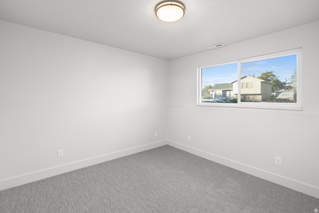 6111 W POWDERWOOD DR West Valley City, UT 84128