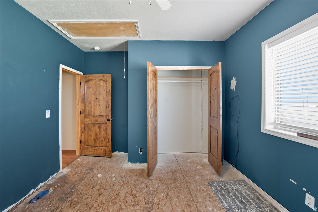 1206 E 2000 S Elba, ID 83342