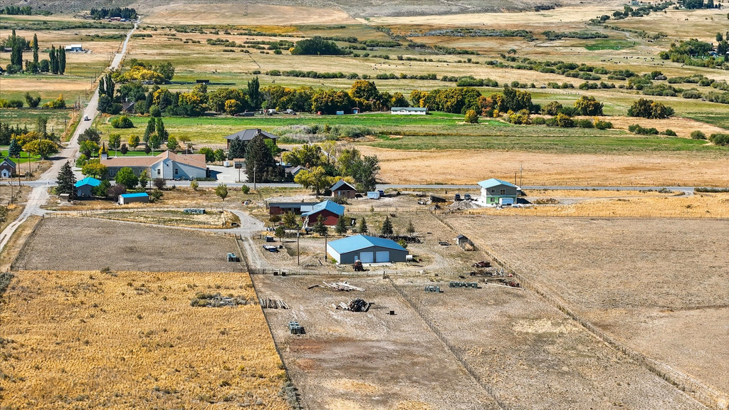 1206 E 2000 S Elba, ID 83342