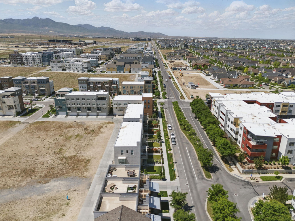 11398 LAKE RUN RD South Jordan, UT 84095