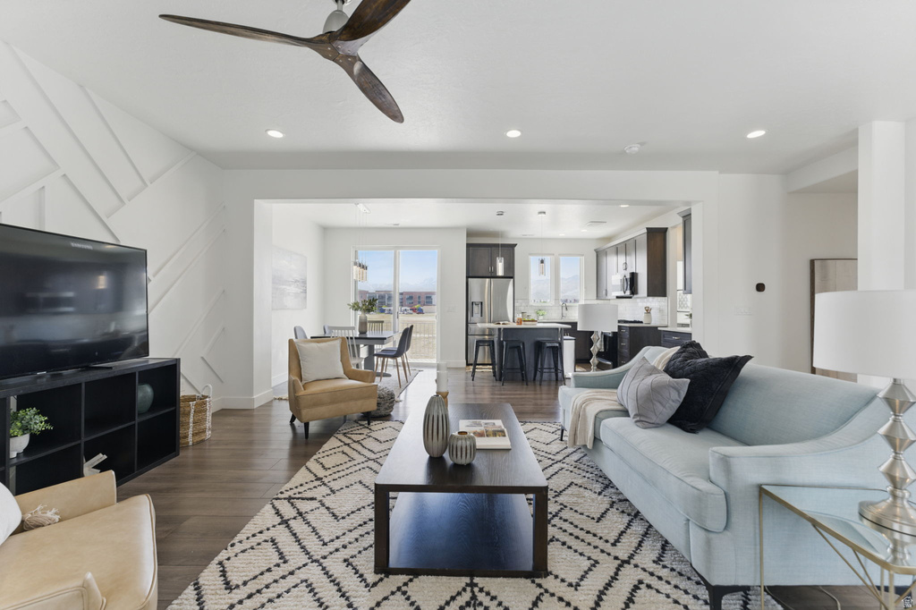 11398 LAKE RUN RD South Jordan, UT 84095