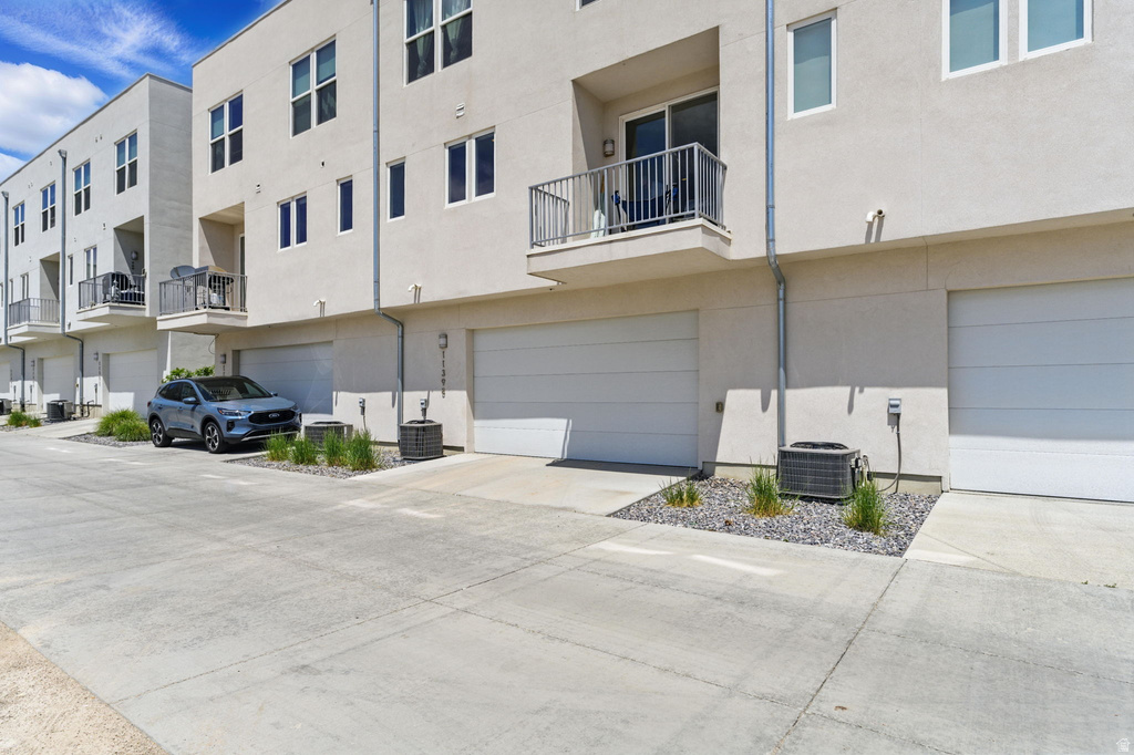 11398 LAKE RUN RD South Jordan, UT 84095