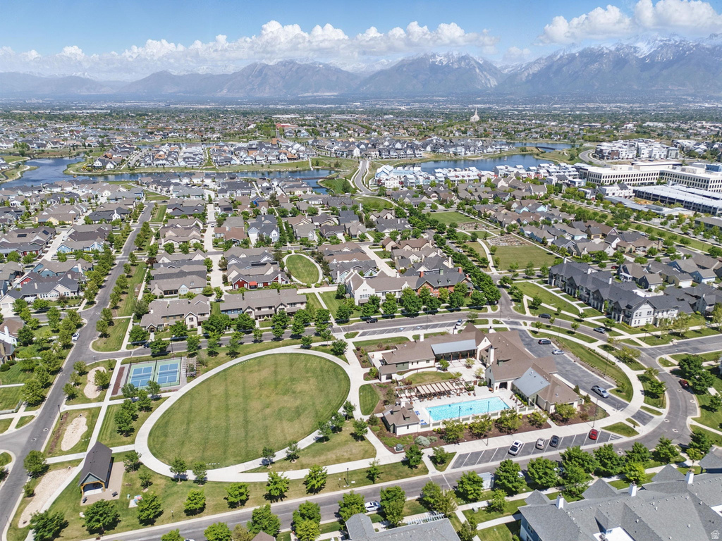 11398 LAKE RUN RD South Jordan, UT 84095