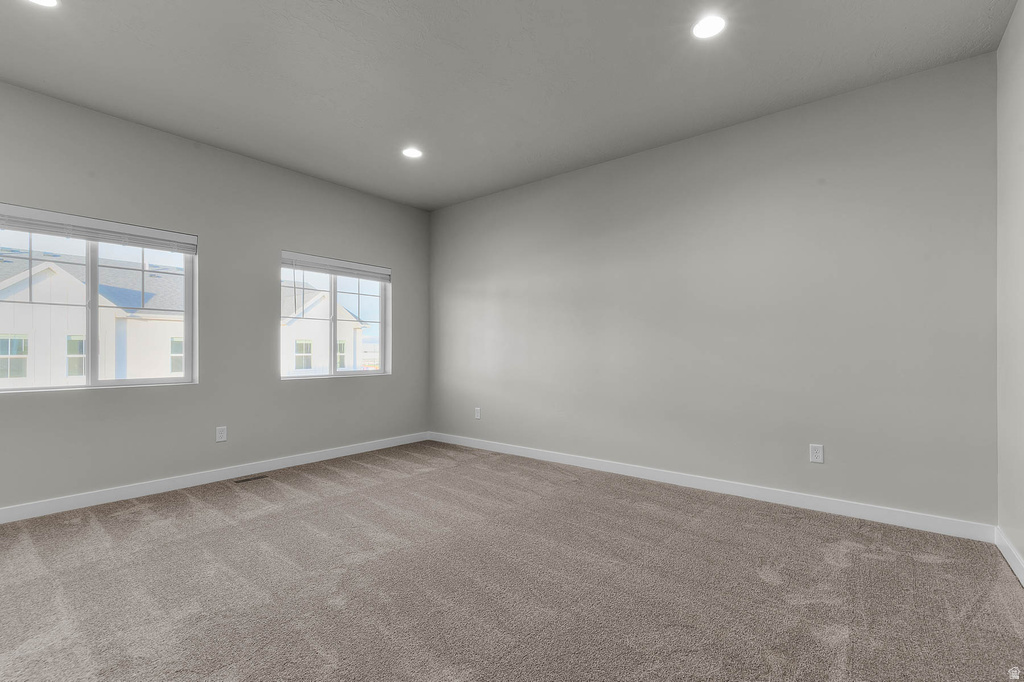 7802 W ALTA LN Magna, UT 84044