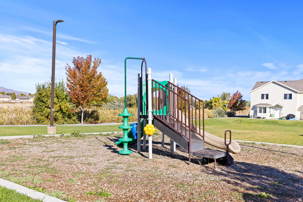 284 W 20 N Hyrum, UT 84319