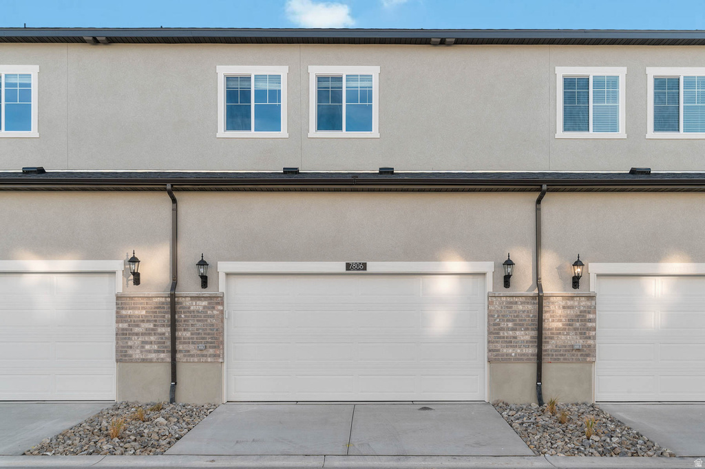 7806 W ALTA LN Magna, UT 84044