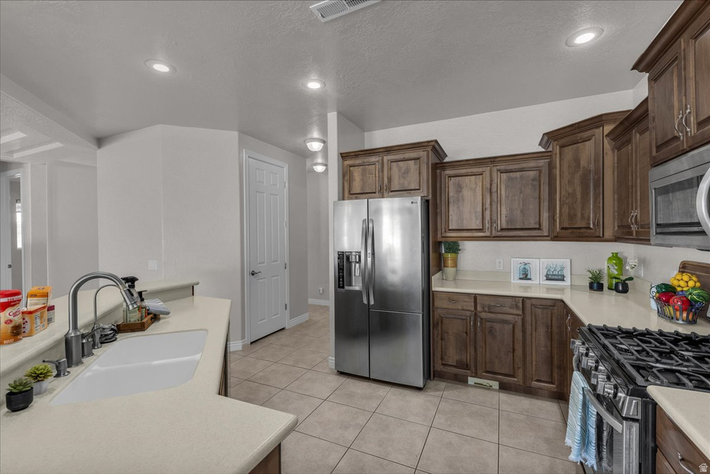 Photo 15 for MLS #2120175 at 1078 W Kanarra Ct