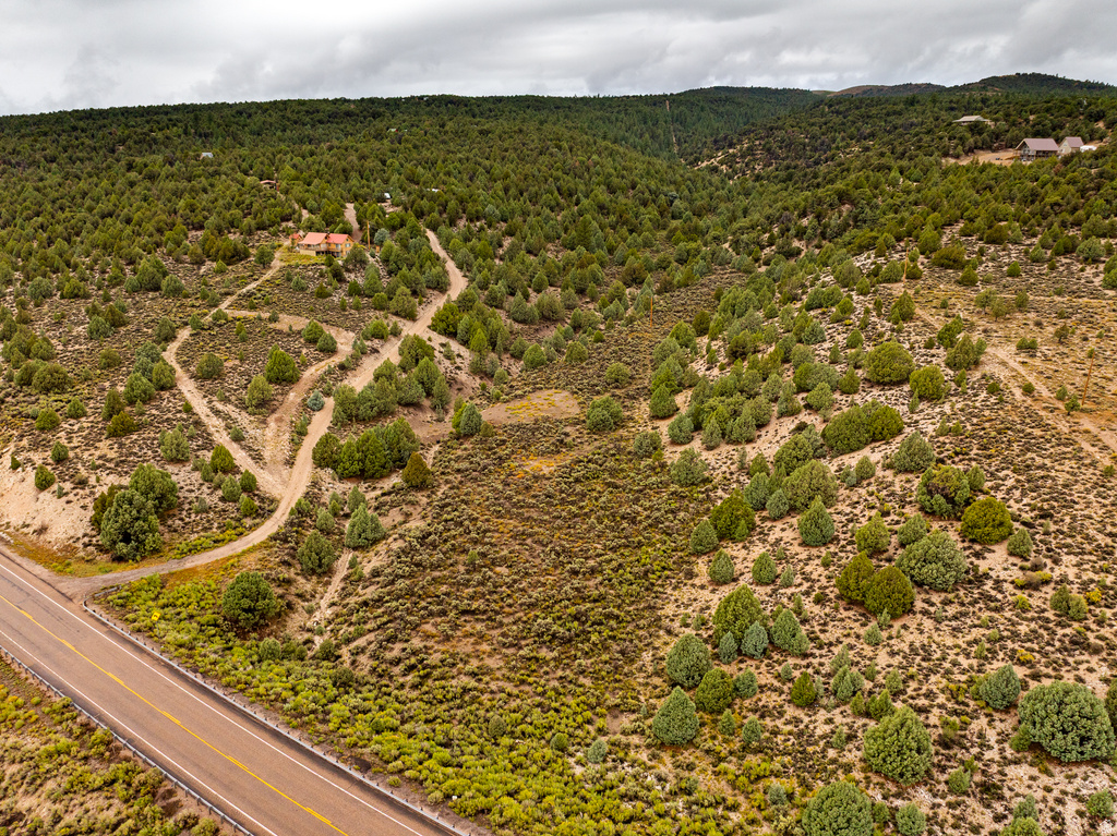 2570 S HIGHWAY 89 Hatch, UT 84735