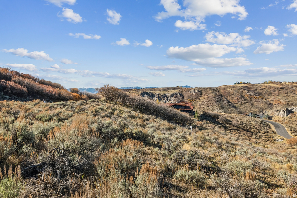 756  CANYON GATE RD Park City, UT 84098