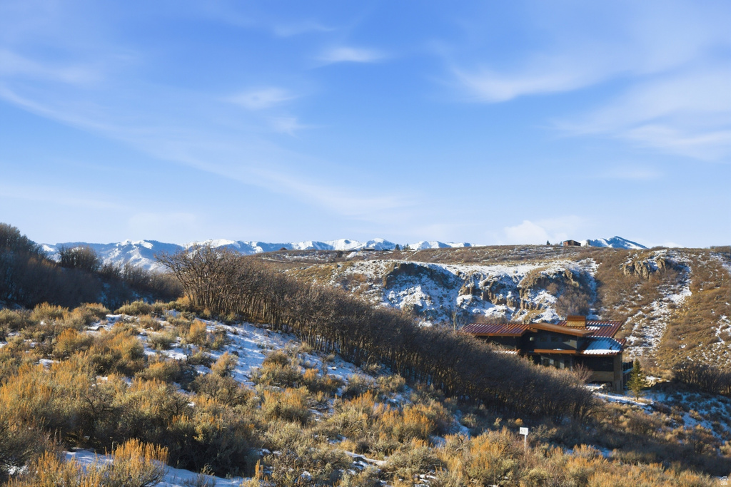 756  CANYON GATE RD Park City, UT 84098