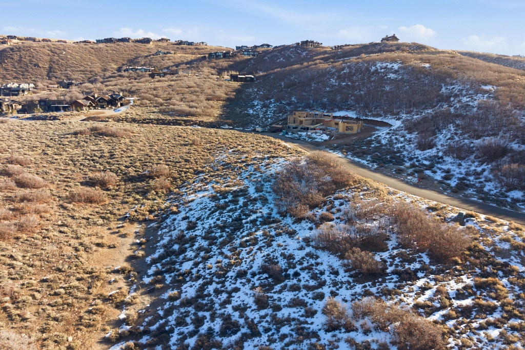 756  CANYON GATE RD Park City, UT 84098