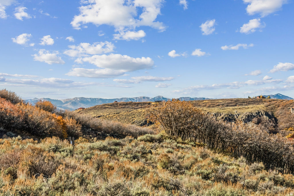 756  CANYON GATE RD Park City, UT 84098