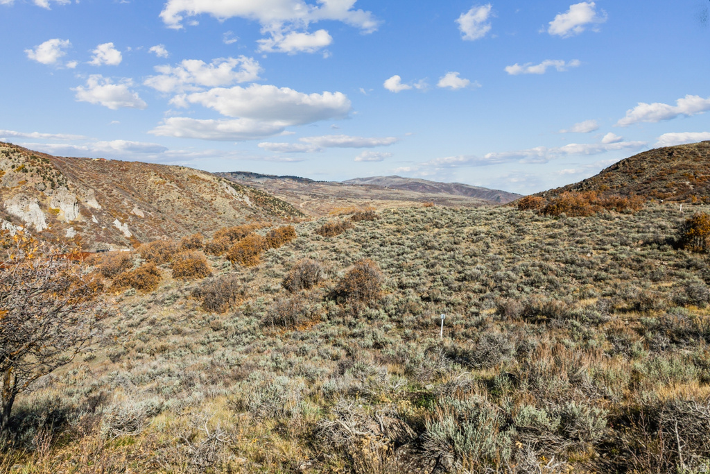 756  CANYON GATE RD Park City, UT 84098