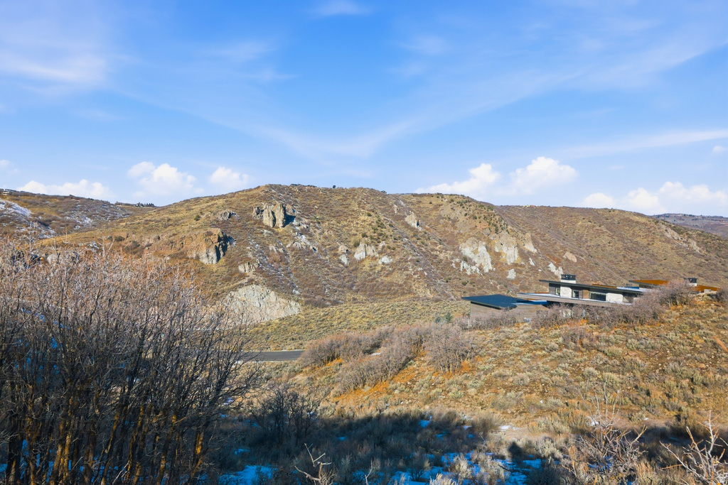 756  CANYON GATE RD Park City, UT 84098