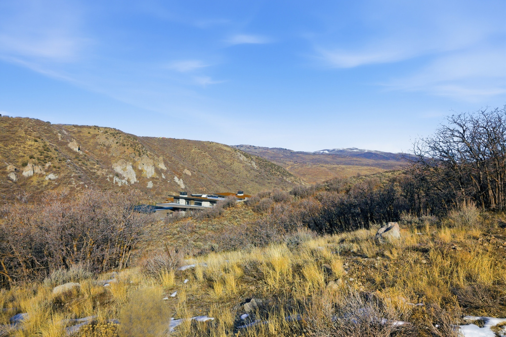 756  CANYON GATE RD Park City, UT 84098