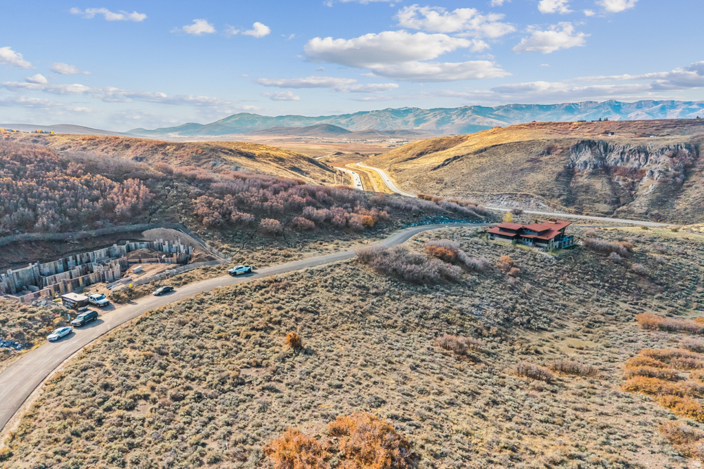 756  CANYON GATE RD Park City, UT 84098