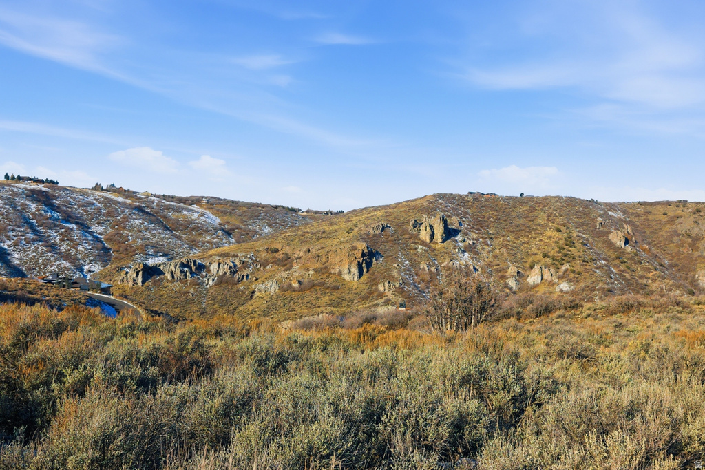 756  CANYON GATE RD Park City, UT 84098