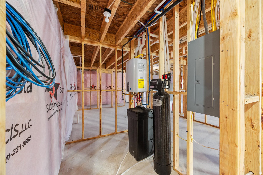 146 W 650 N Salem, UT 84653