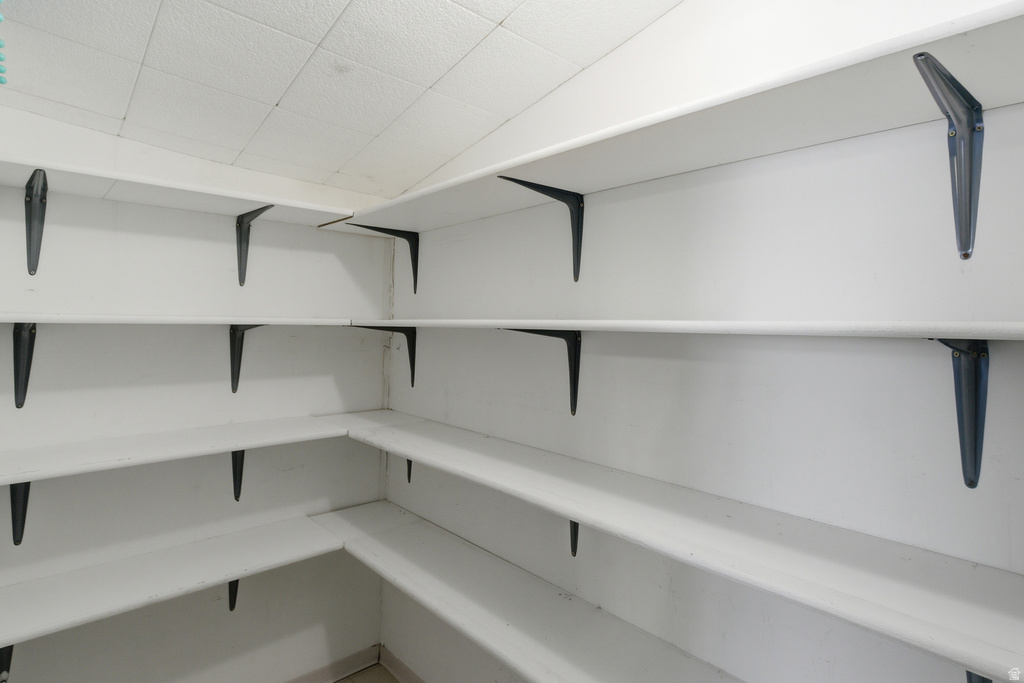 56 N CENTER ST Eureka, UT 84628