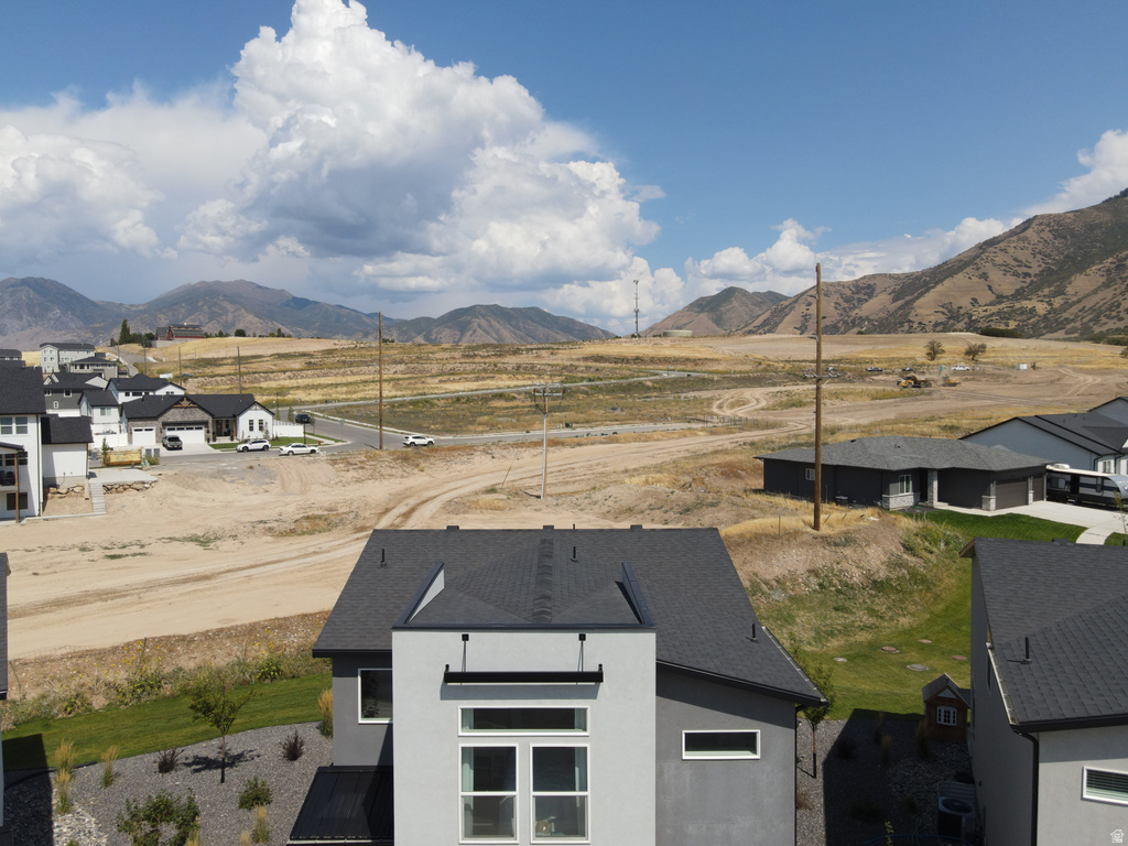 3713 S WHITE ASH DR Mapleton, UT 84664