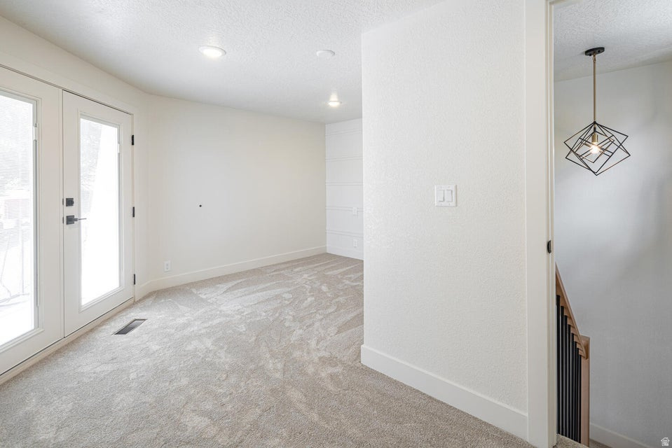 3273 S BLOOMINGTON DR St George, UT 84790