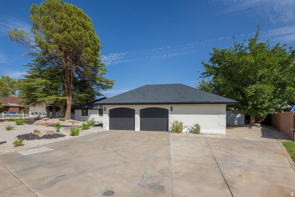 3273 S BLOOMINGTON DR St George, UT 84790