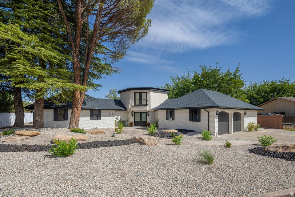 3273 S BLOOMINGTON DR St George, UT 84790
