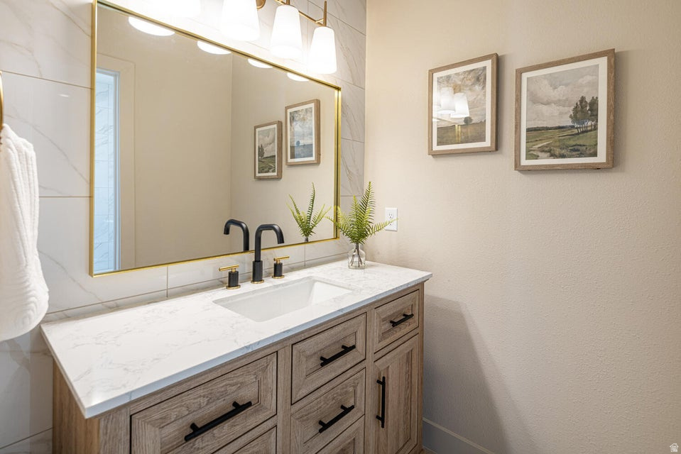 3273 S BLOOMINGTON DR St George, UT 84790